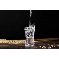 觀色、聞香、嘗味、悟格——醬香型白酒的品鑒方法